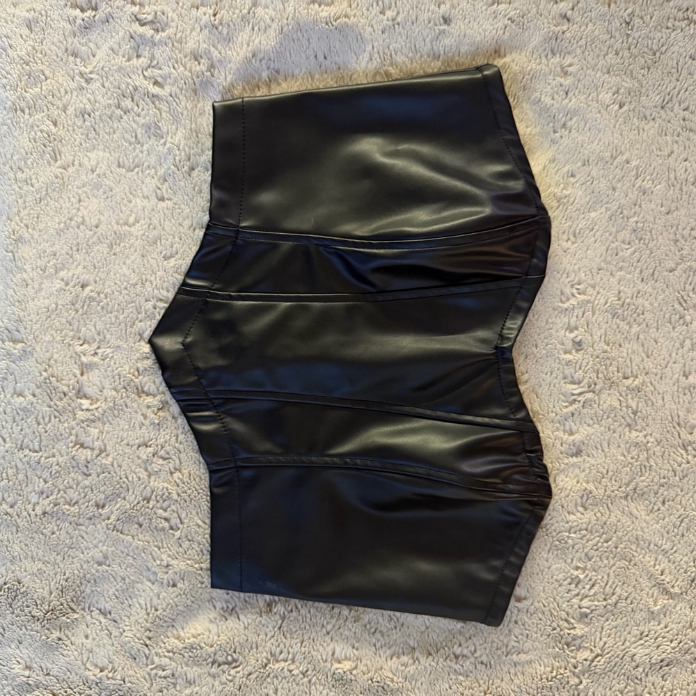 SHEIN Black Faux Leather Crop Top